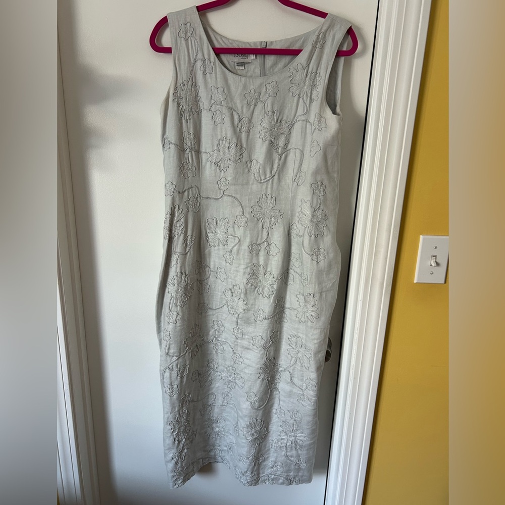 JSong-Elegant Gray Floral Embroidered Line Dress